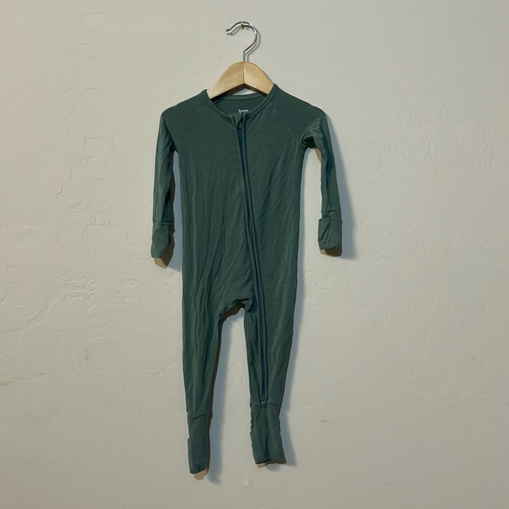 Dream big little co bamboo pajama. 6-12M.
